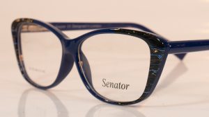 Senator 352 | Blue | Side | Faversham Optical