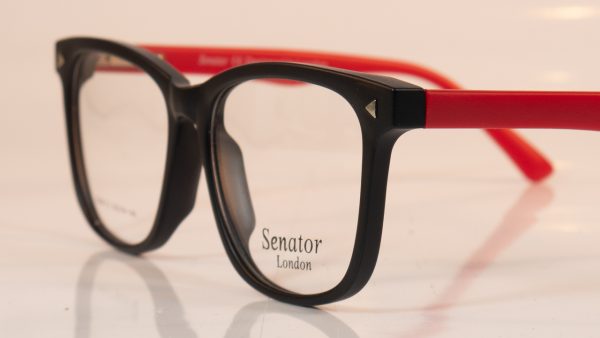 Senator 358 | Red | Side | Faversham Optical